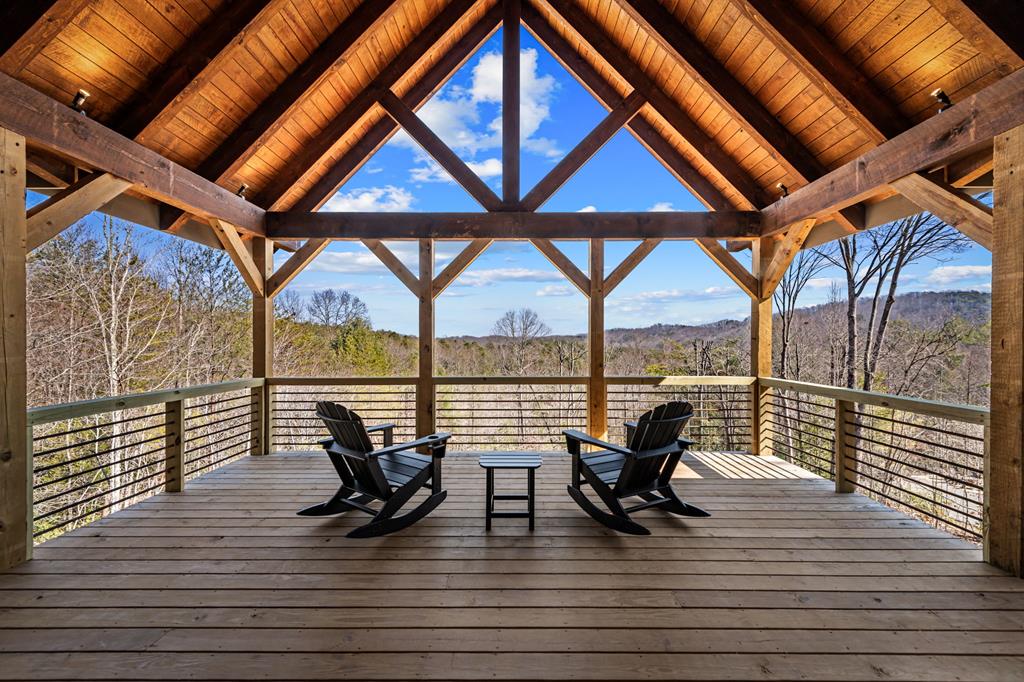 290 Weaver Creek Overlook