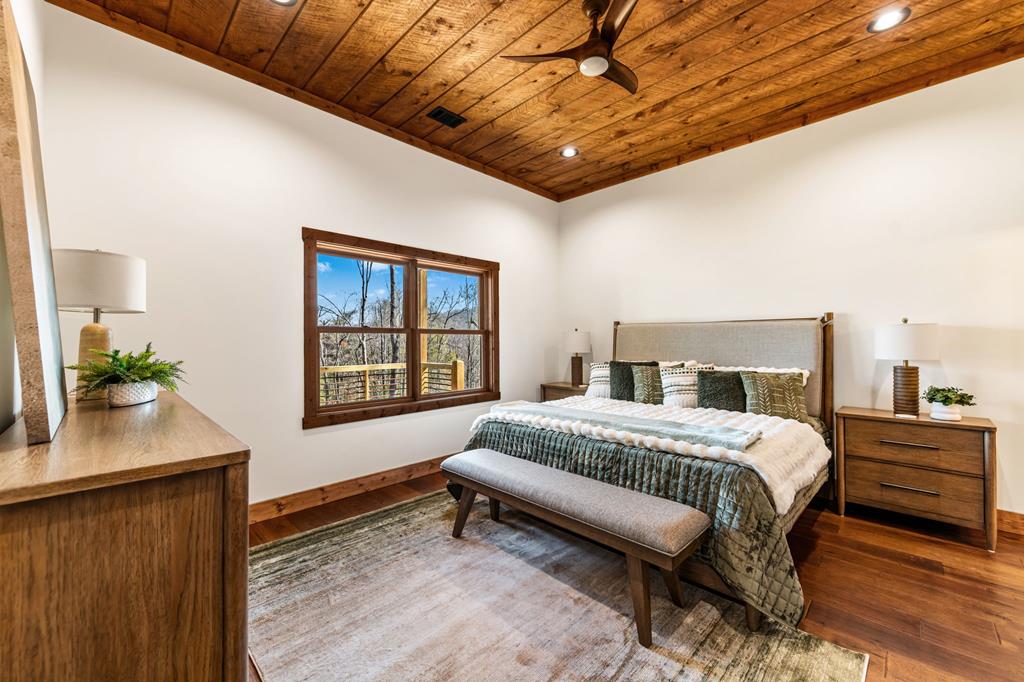 290 Weaver Creek Overlook