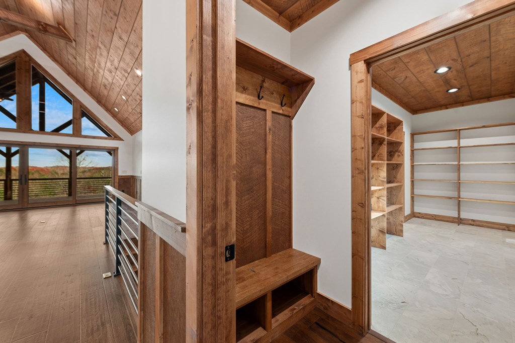 290 Weaver Creek Overlook