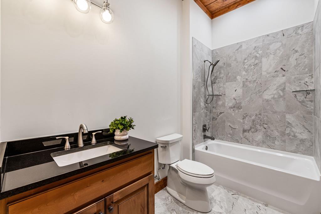 290 Weaver Creek Overlook