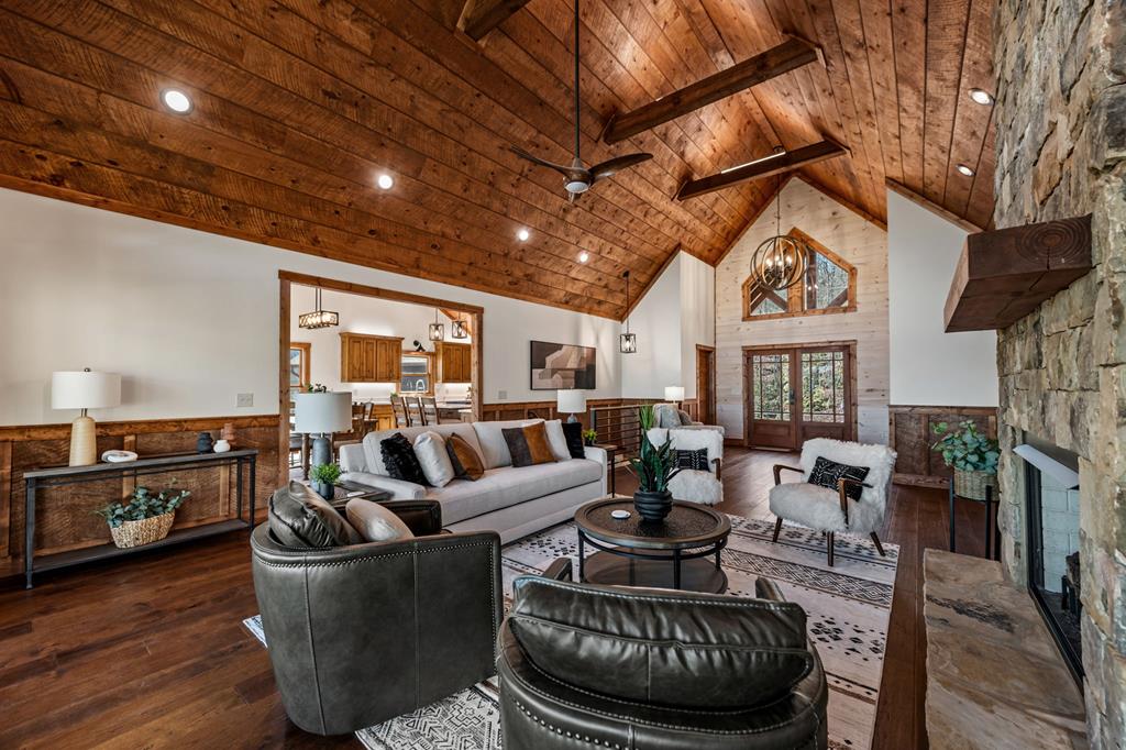 290 Weaver Creek Overlook