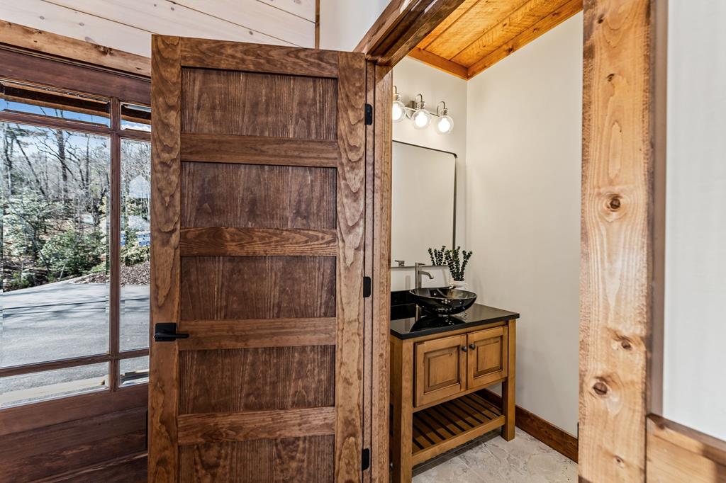 290 Weaver Creek Overlook