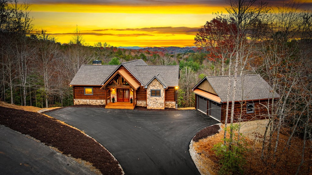 290 Weaver Creek Overlook