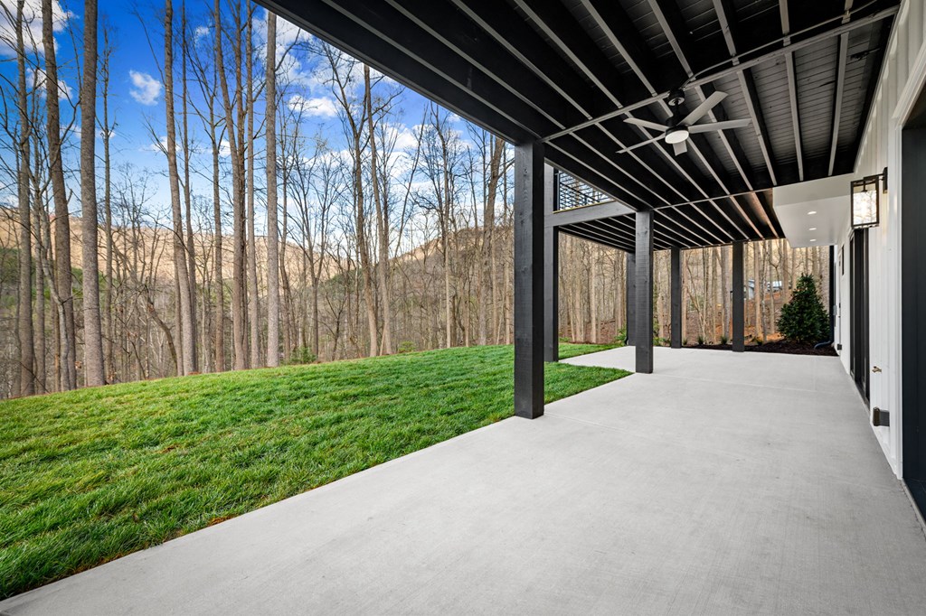 172 Grand Oaks Trail