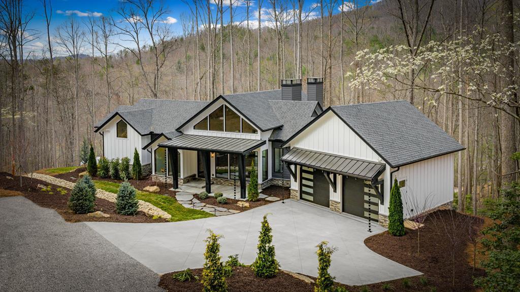 172 Grand Oaks Trail