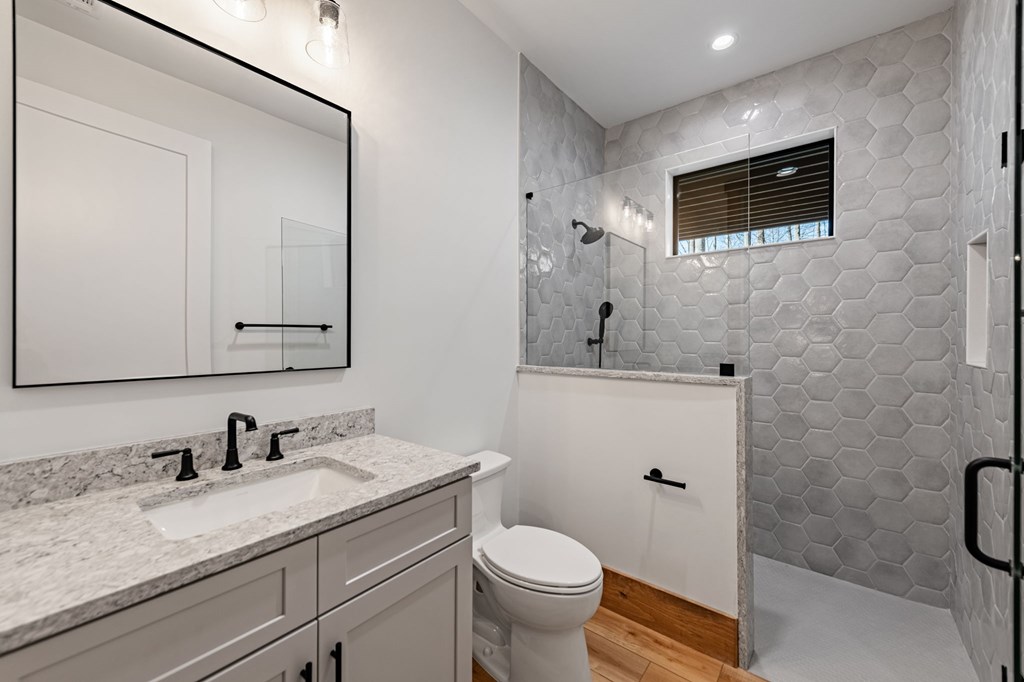 172 Grand Oaks Trail