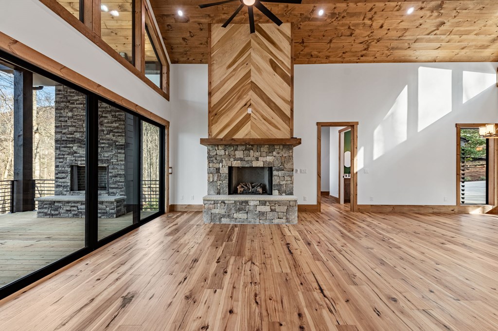 172 Grand Oaks Trail