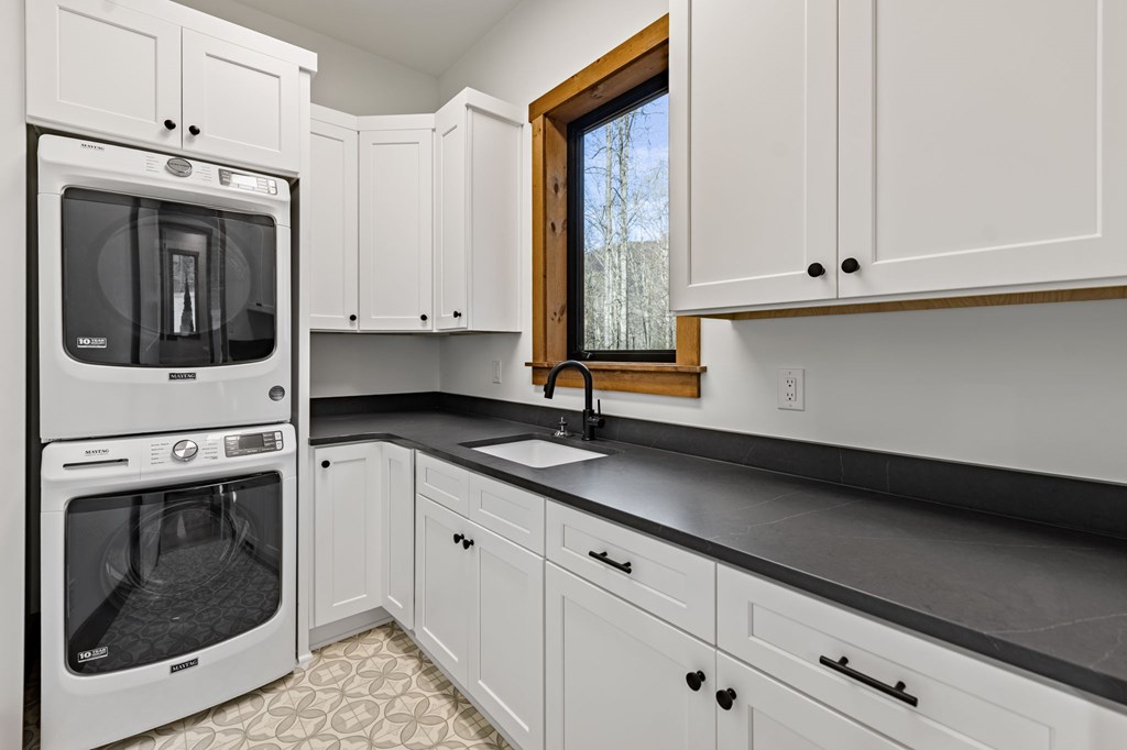 172 Grand Oaks Trail