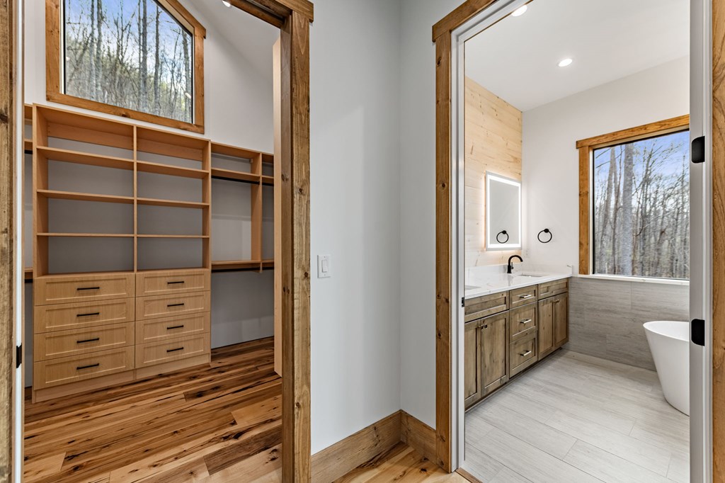 172 Grand Oaks Trail