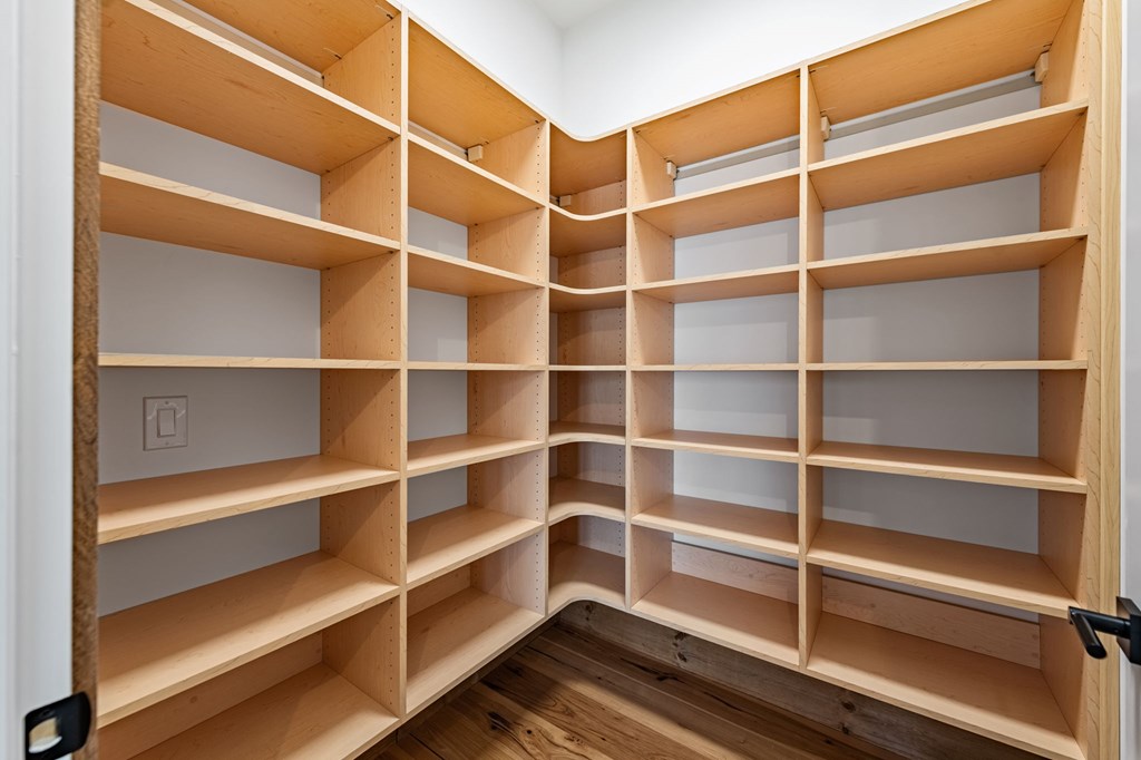 172 Grand Oaks Trail