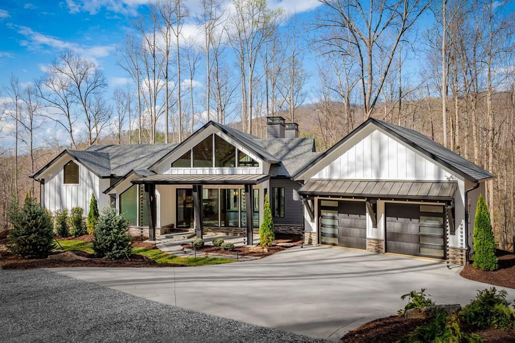 172 Grand Oaks Trail