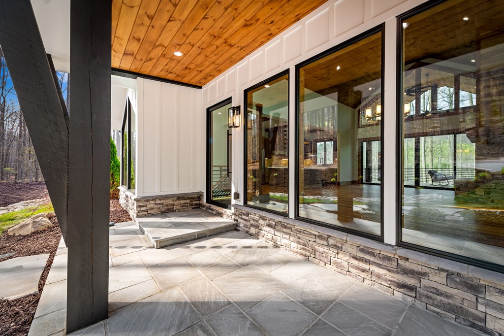 172 Grand Oaks Trail