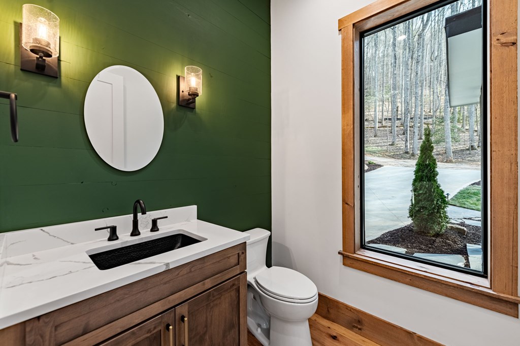 172 Grand Oaks Trail