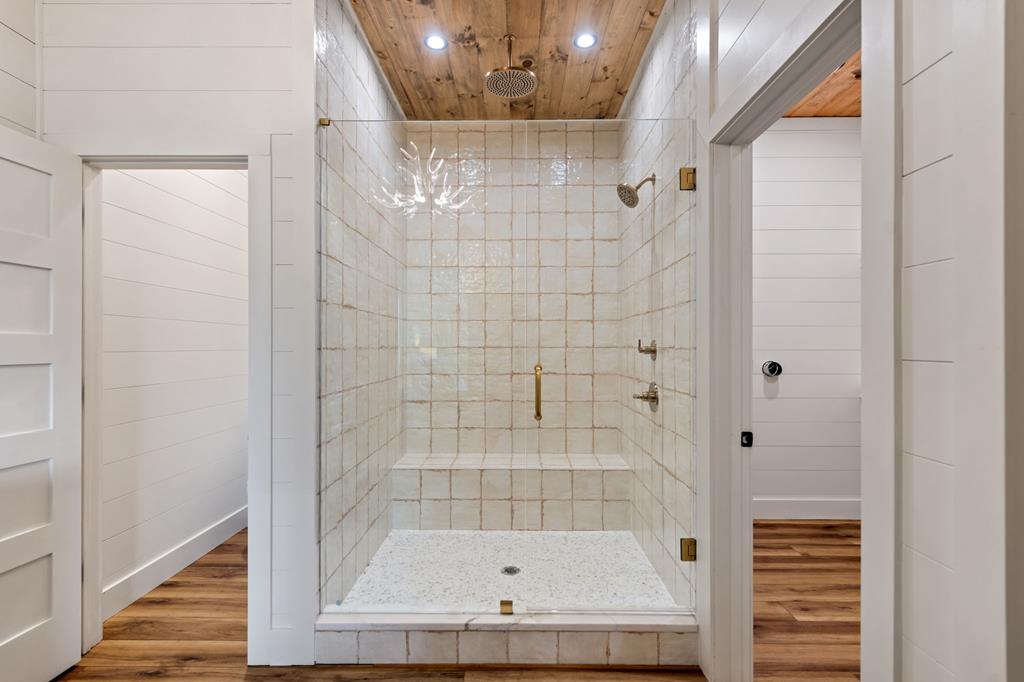 125 Stanley Creek Overlook