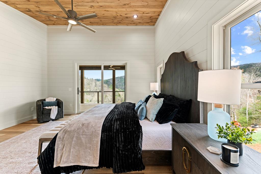 125 Stanley Creek Overlook