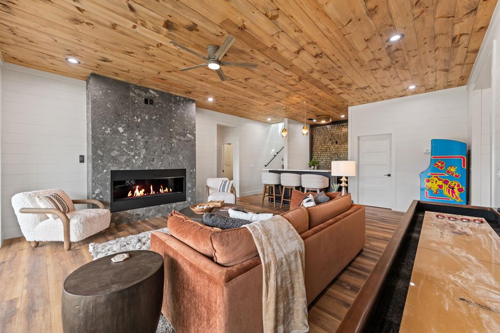 125 Stanley Creek Overlook