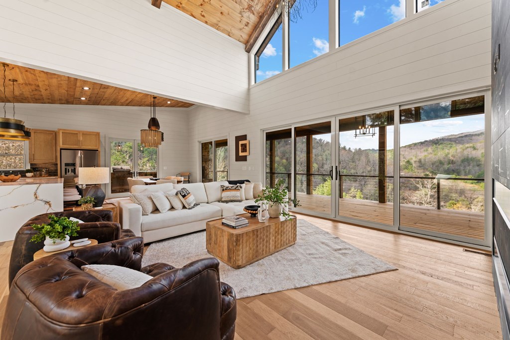 125 Stanley Creek Overlook