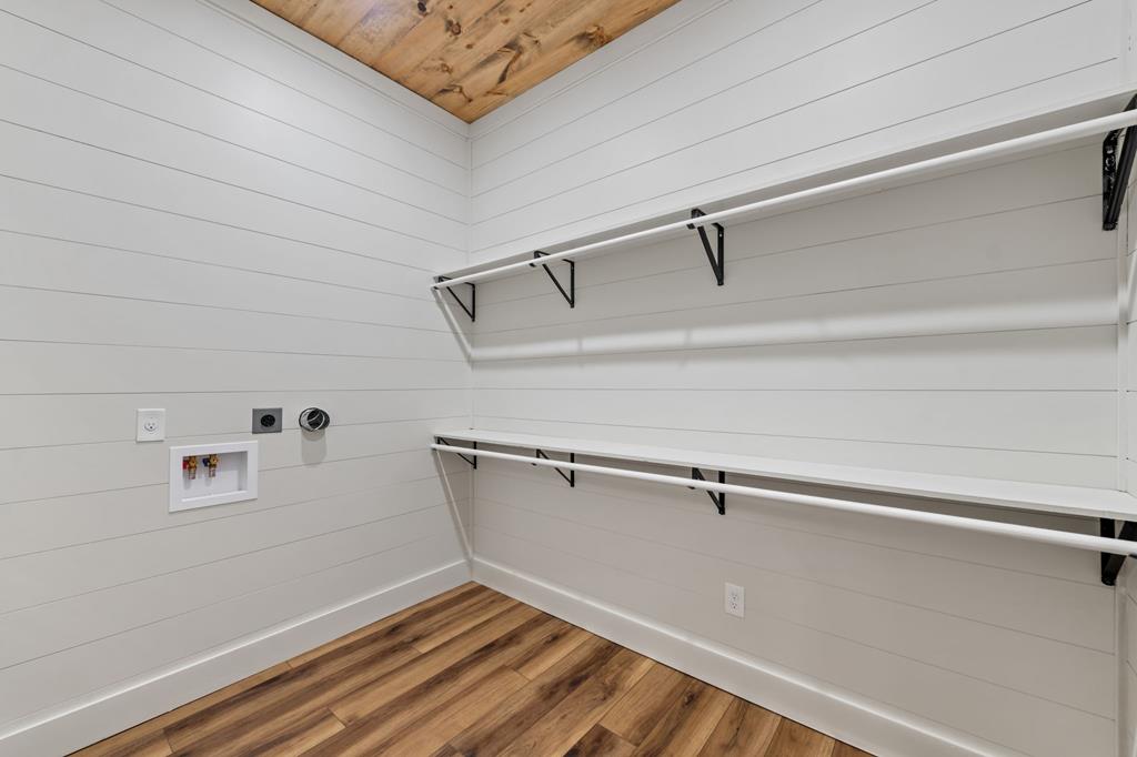 125 Stanley Creek Overlook