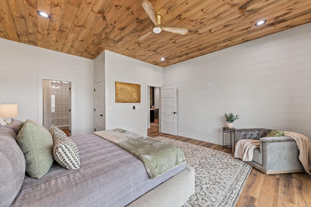 125 Stanley Creek Overlook