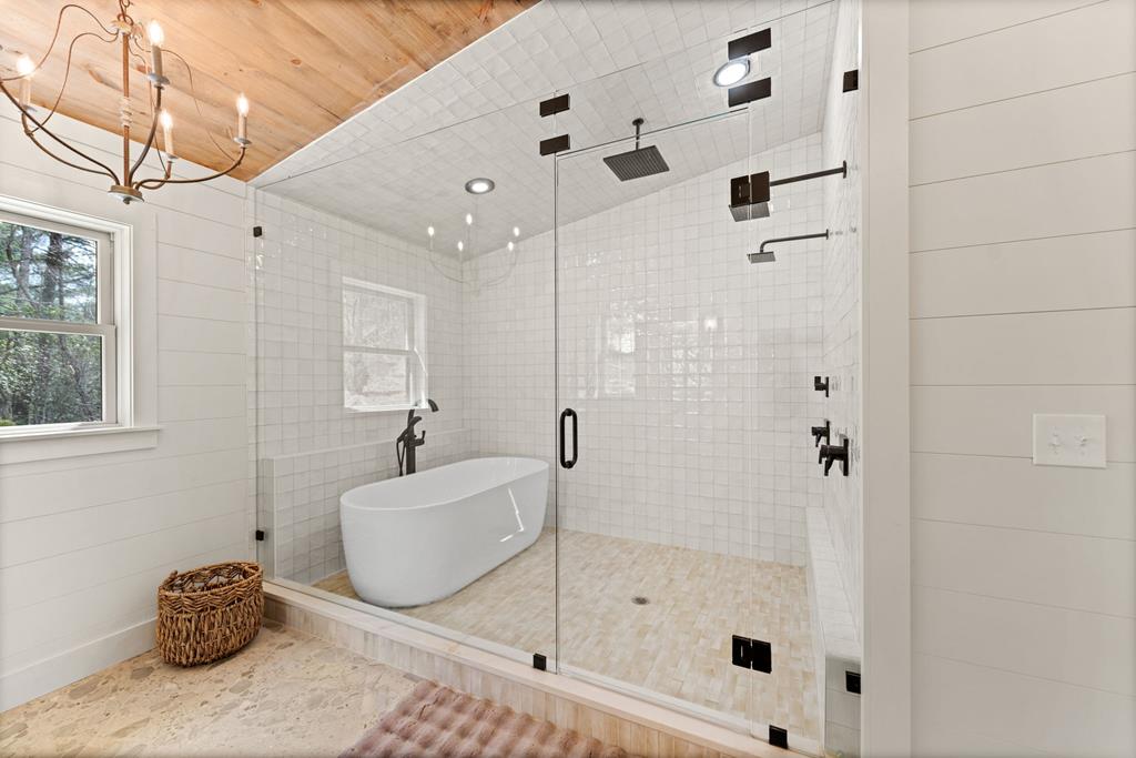 125 Stanley Creek Overlook