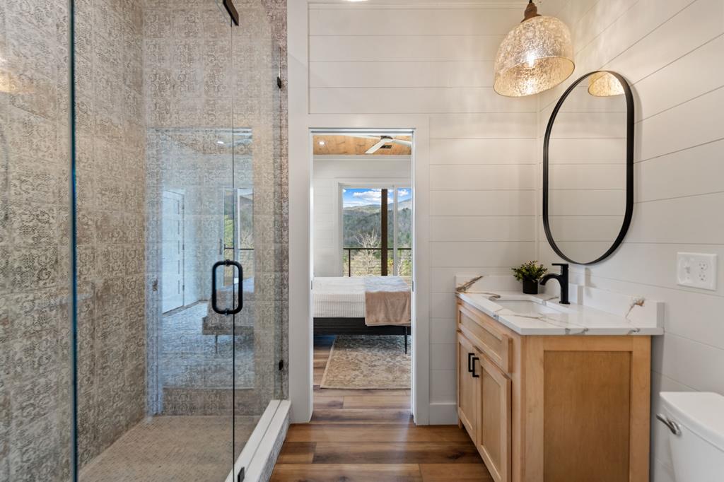 125 Stanley Creek Overlook