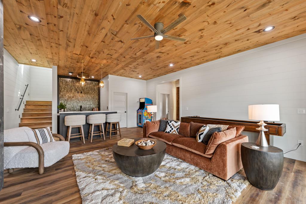 125 Stanley Creek Overlook