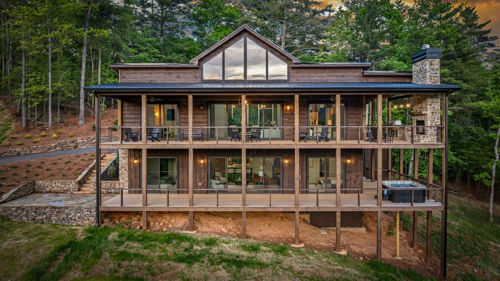 125 Stanley Creek Overlook