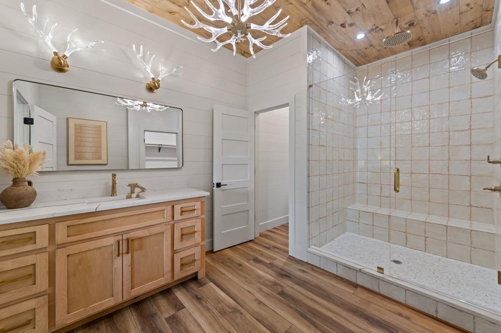 125 Stanley Creek Overlook