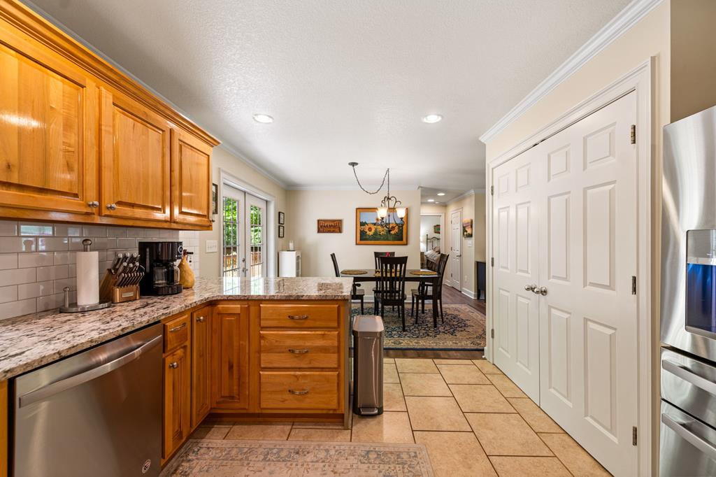 270 Ausburn Road