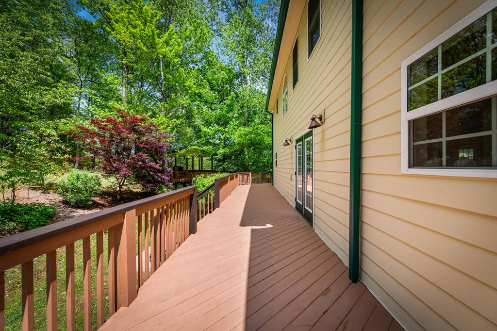 270 Ausburn Road