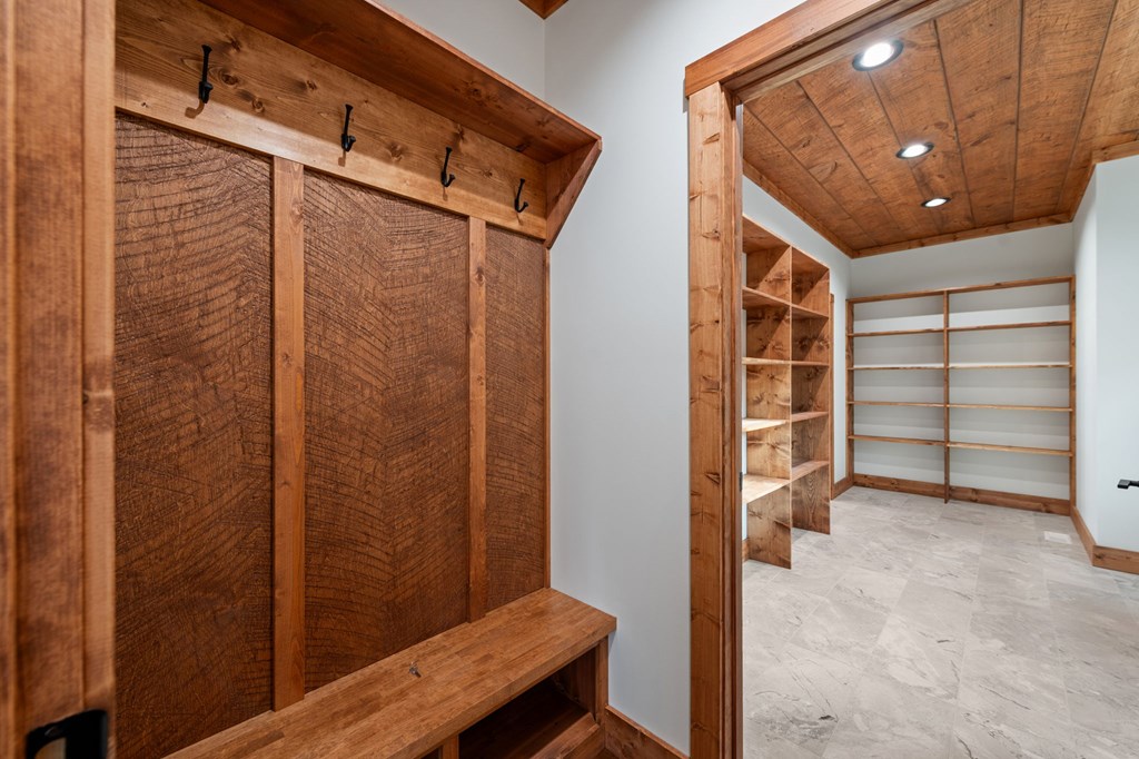 290 Weaver Creek Overlook