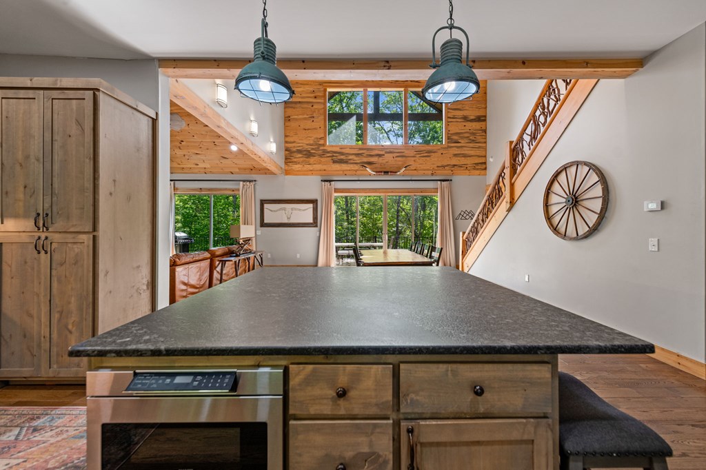 152 N Hiawatha Trail