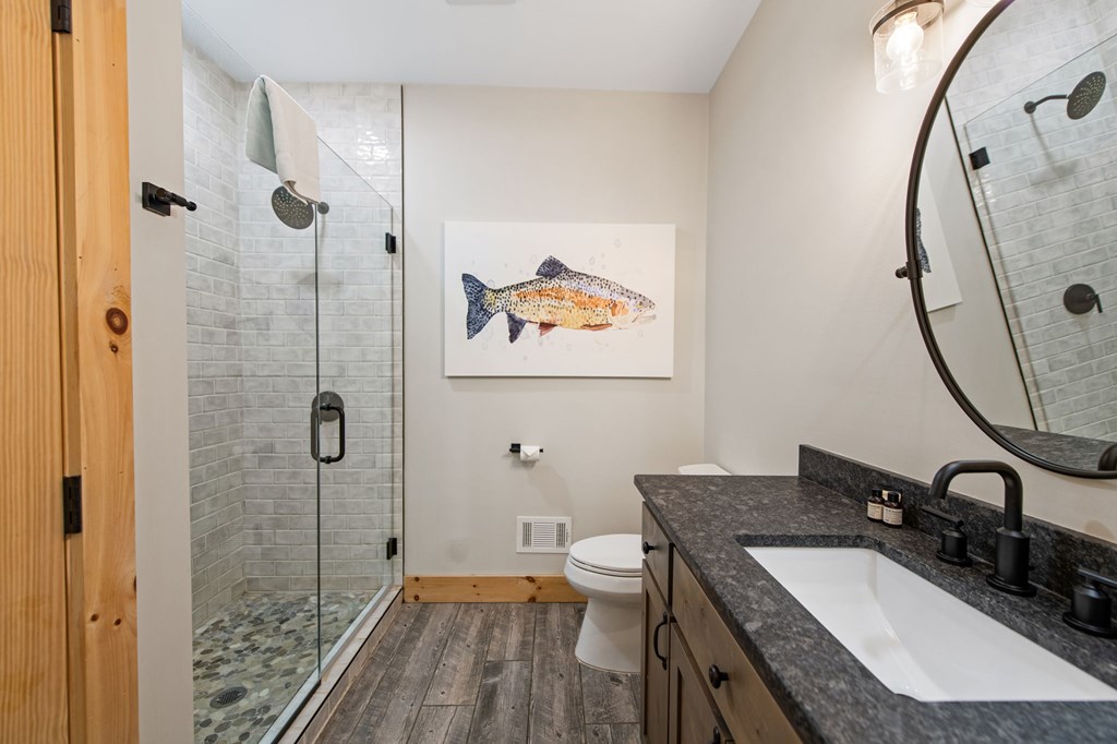 152 N Hiawatha Trail