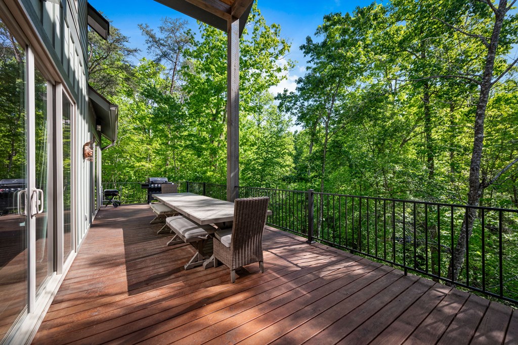 152 N Hiawatha Trail