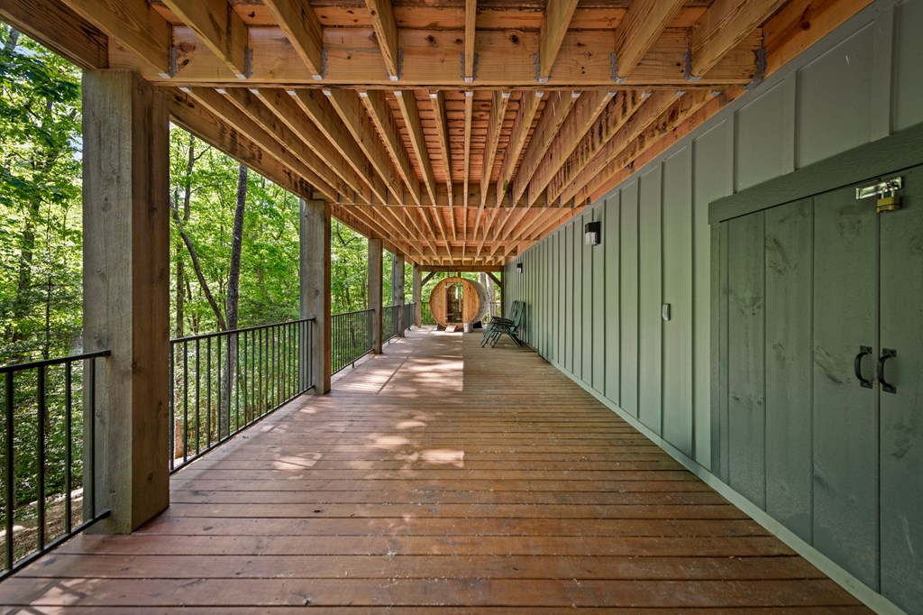 152 N Hiawatha Trail