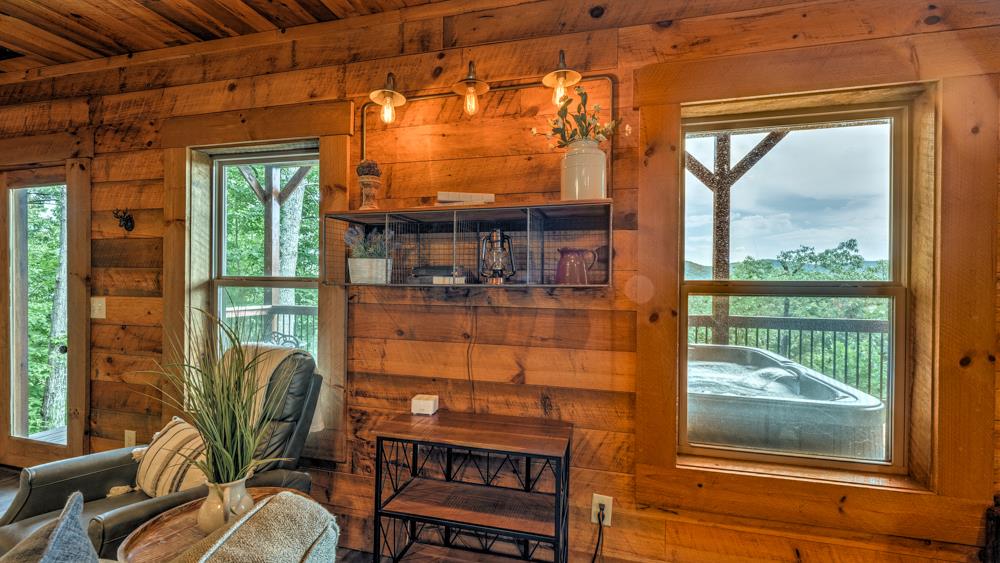 300 Cloudland Trace
