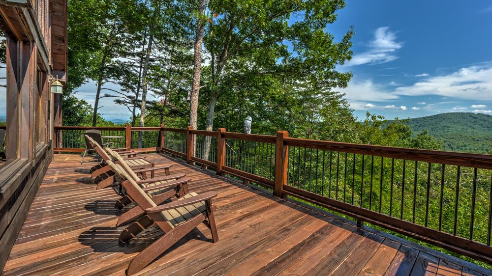 300 Cloudland Trace