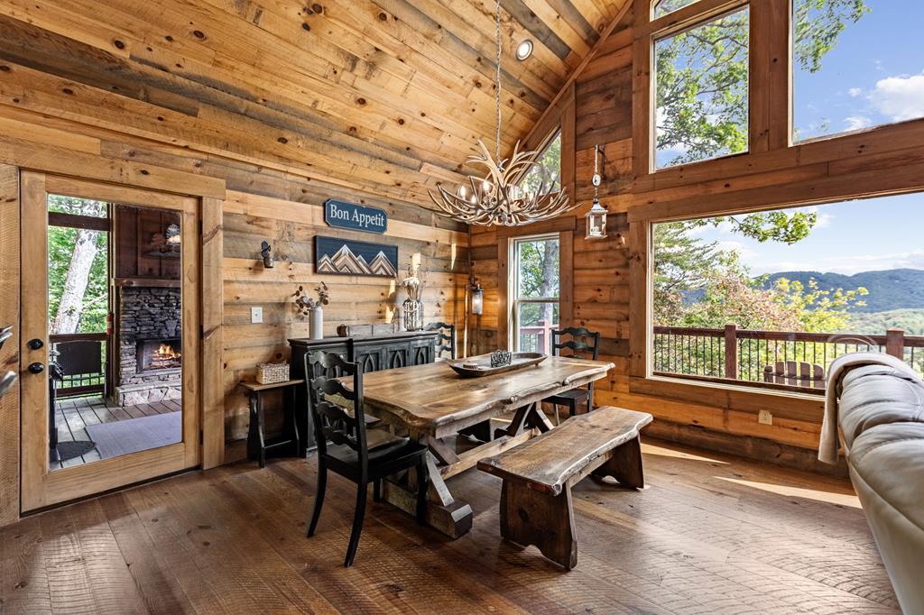 300 Cloudland Trace