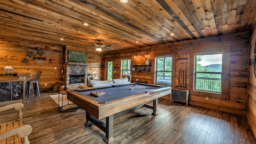 300 Cloudland Trace