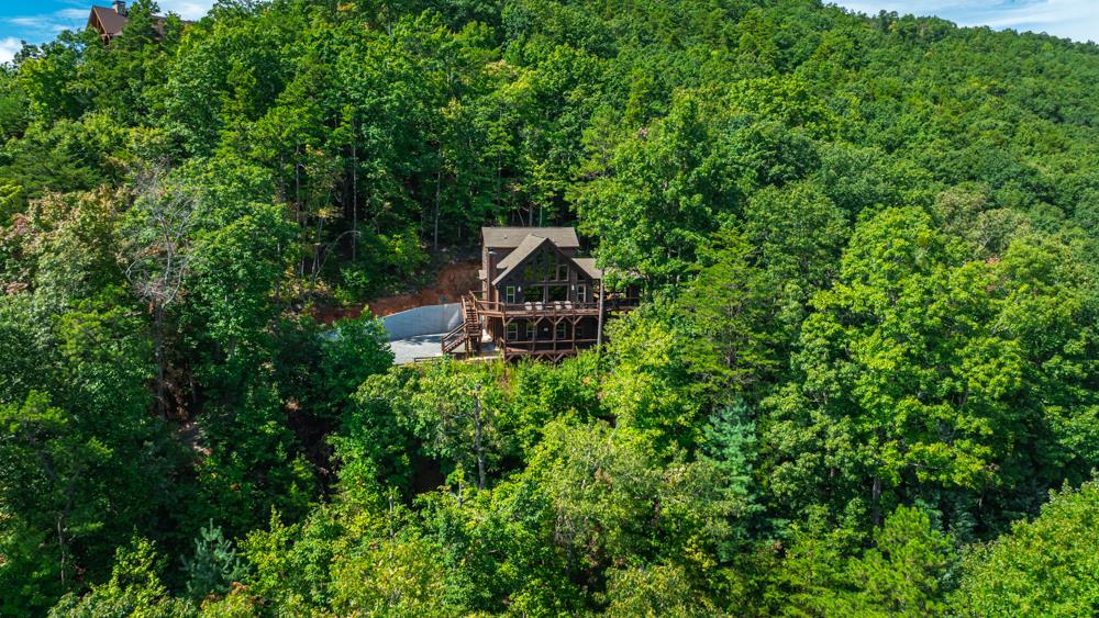 300 Cloudland Trace