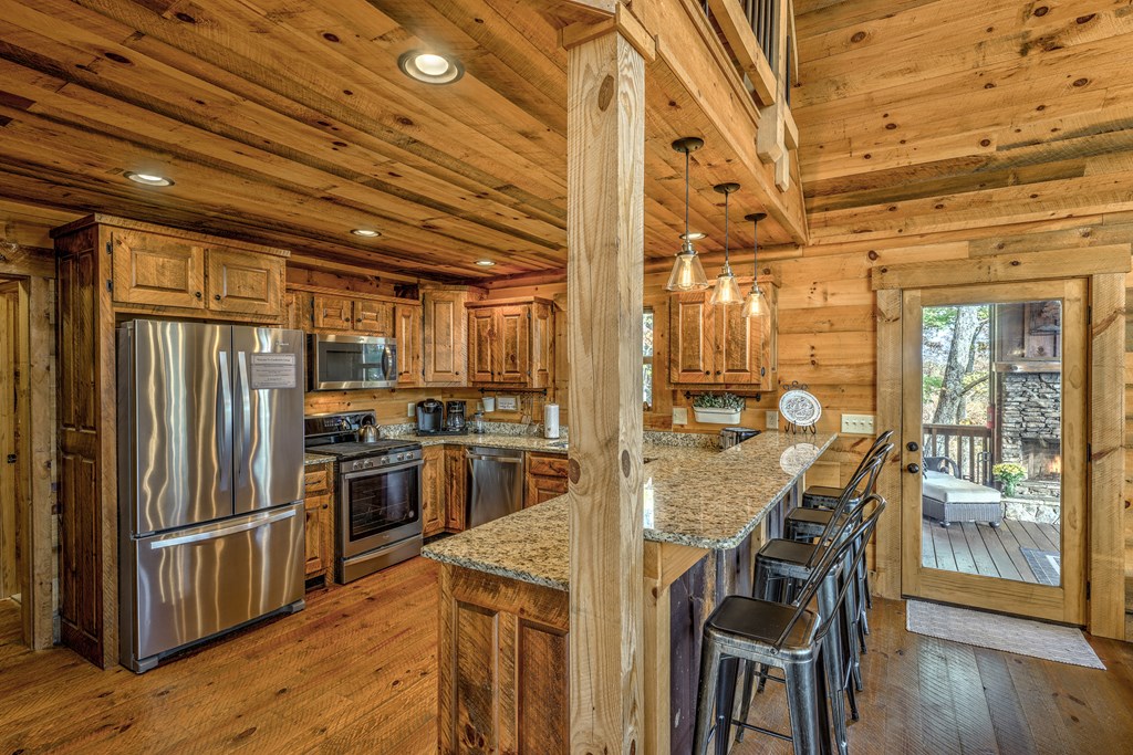 300 Cloudland Trace