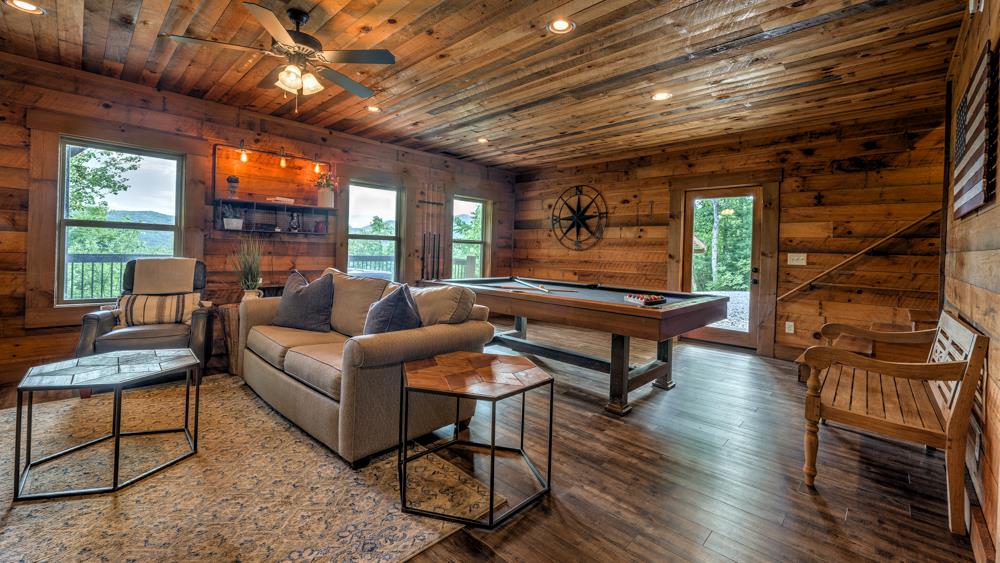 300 Cloudland Trace