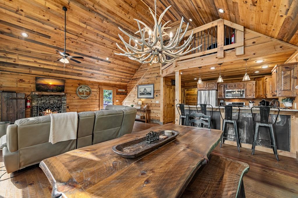300 Cloudland Trace