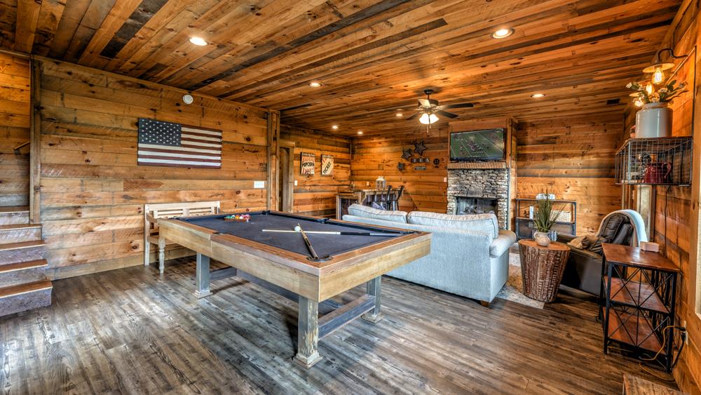 300 Cloudland Trace