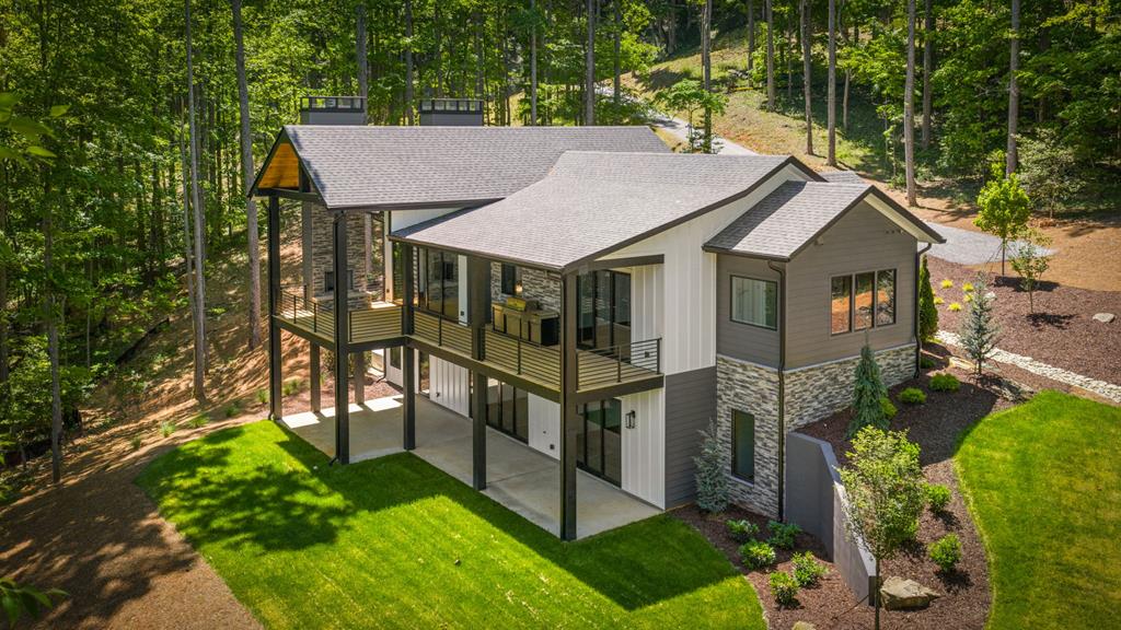 172 Grand Oaks Trail