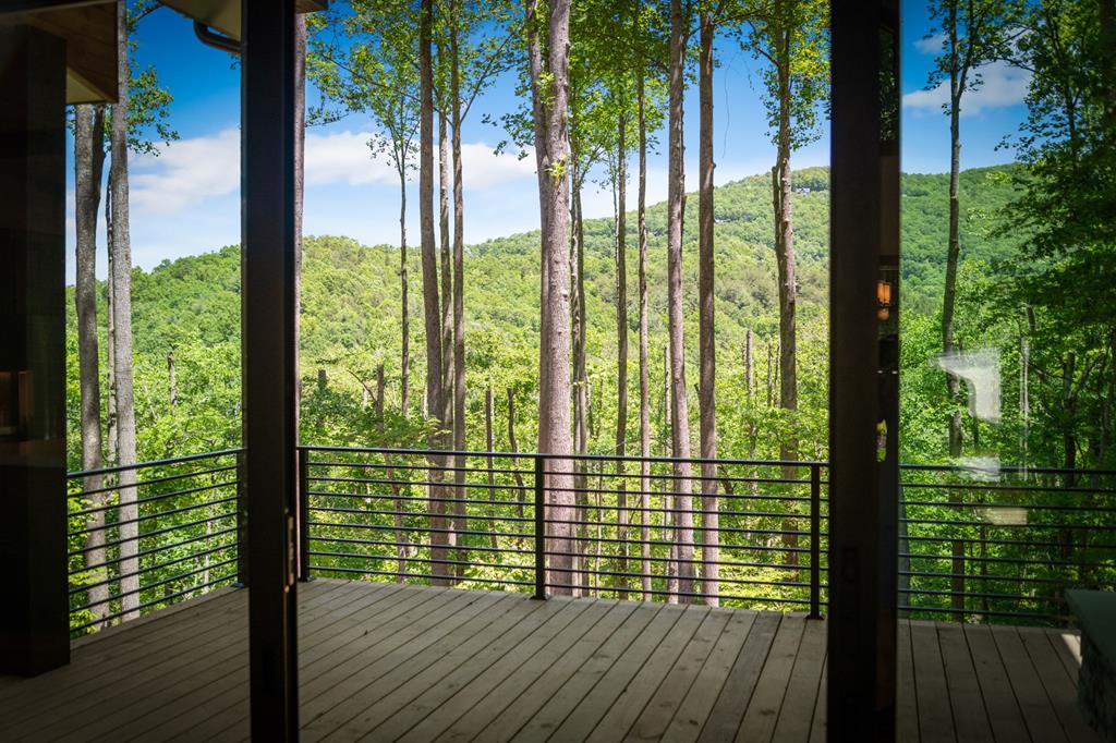 172 Grand Oaks Trail
