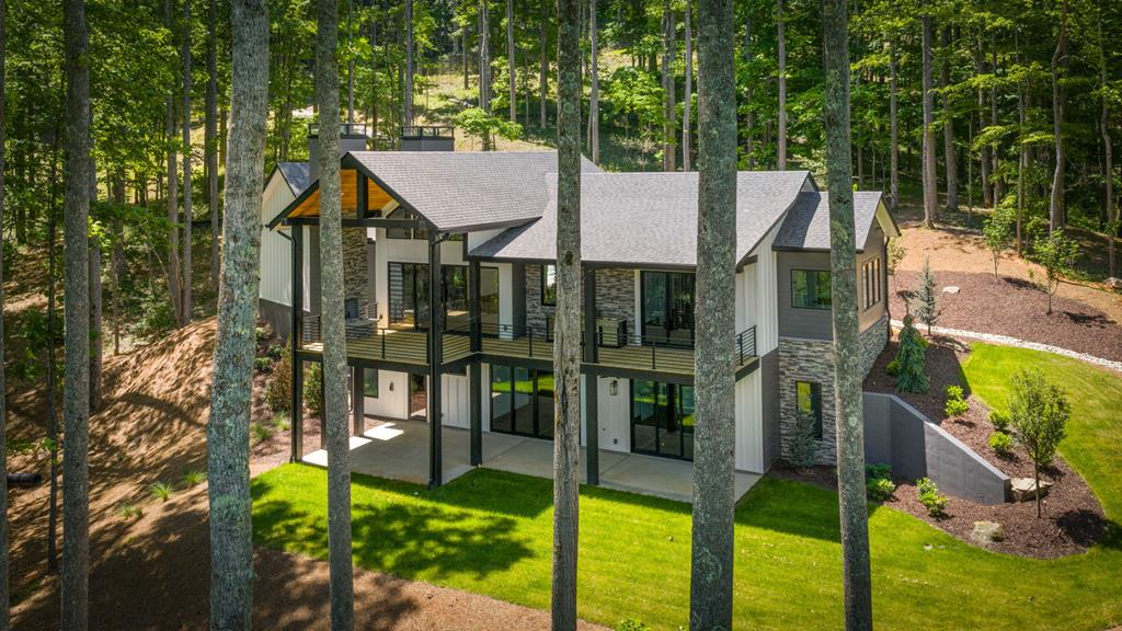 172 Grand Oaks Trail