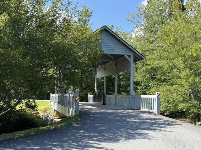Tr. B&C Bear Hollow Way