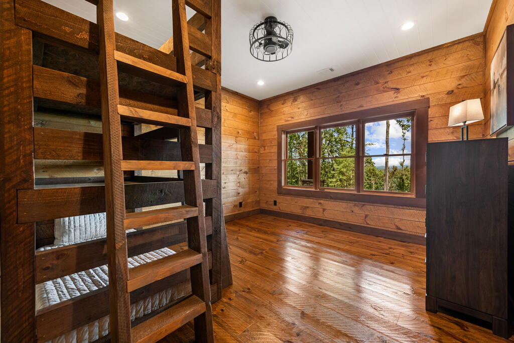 210 Hemptown Overlook