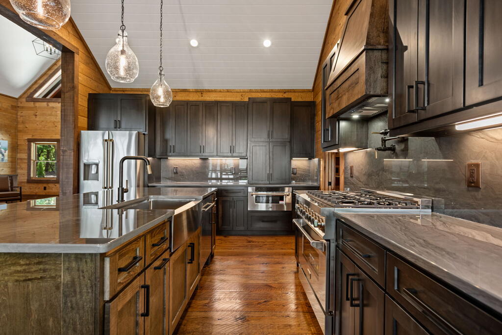 210 Hemptown Overlook